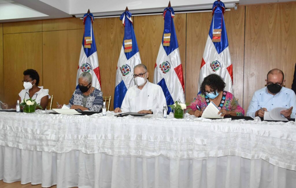 Ministerio de Economía y ASFL especializadas en municipalidad impulsan “Mesa nacional para la planificación local”