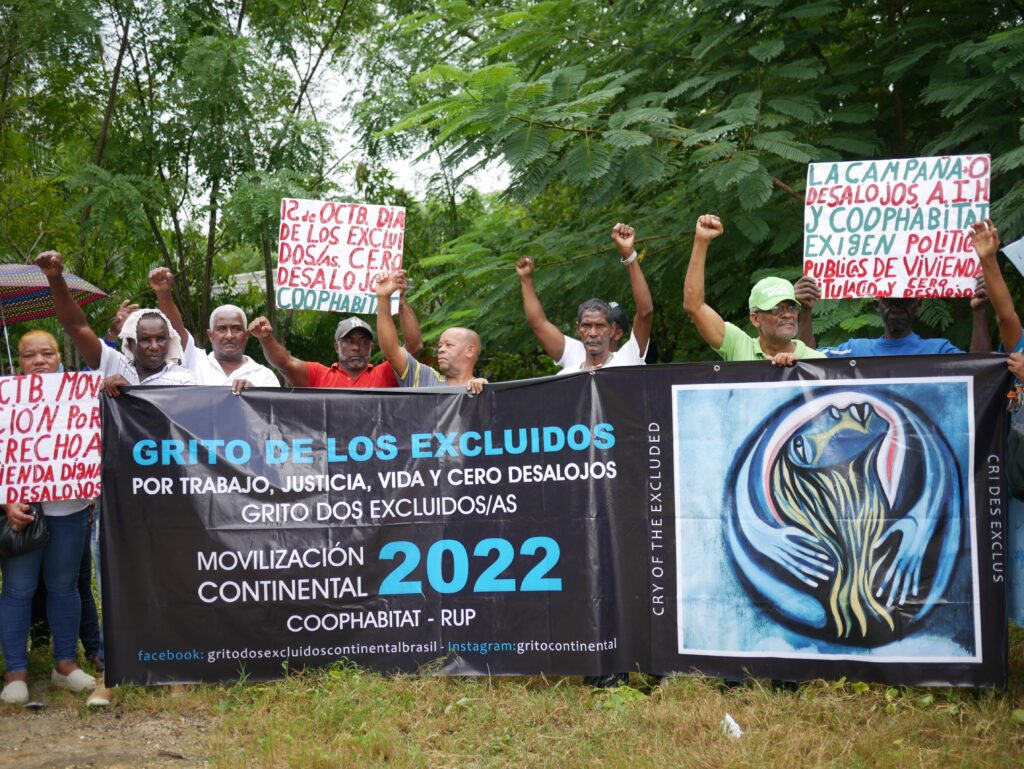 Comunitarios de La Mina se movilizan por desalojos forzosos