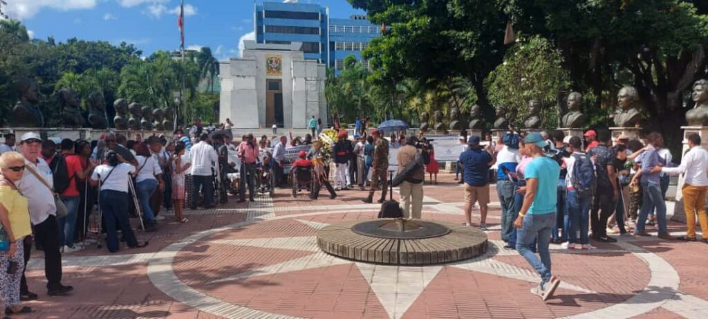 Personas con discapacidad exigen inclusión social plena en caminata y misa