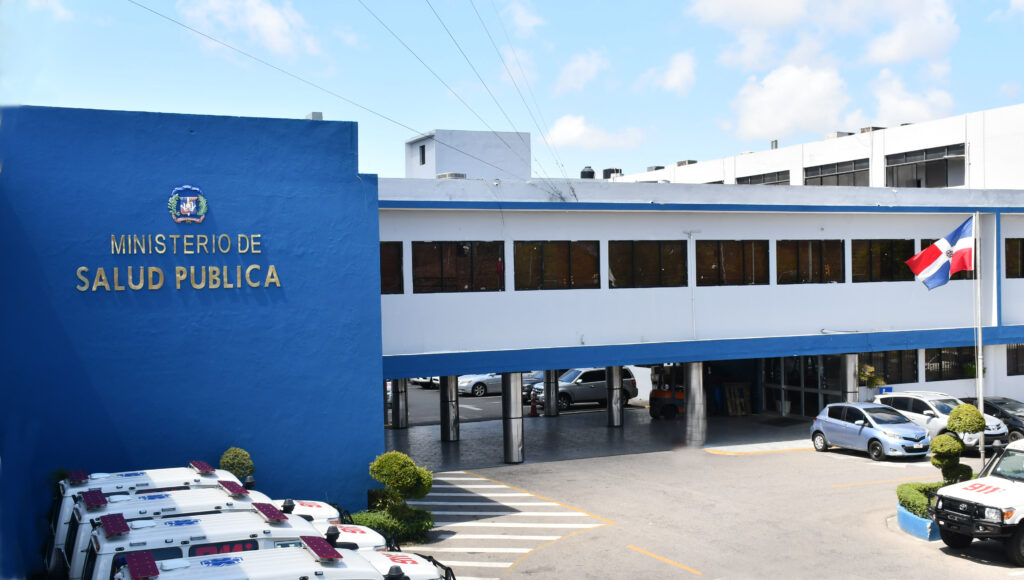 Dramática situación viven afiliados Seguridad Social Vs. extraordinarias ganancias de las ARS