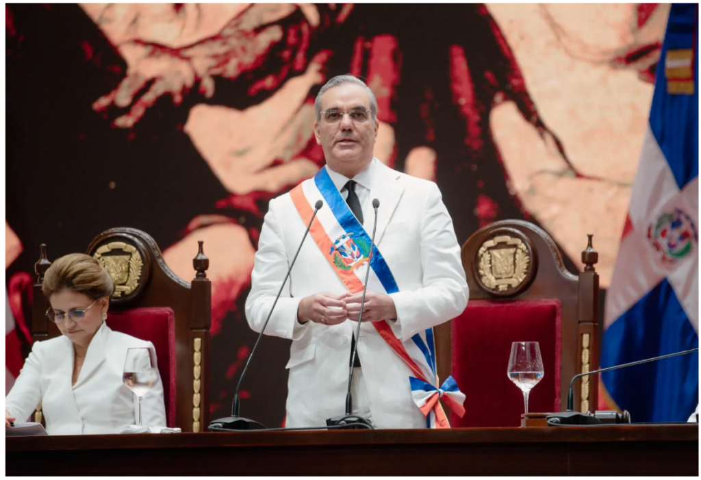 Polétika RD valora el discurso de toma de posesión como poco concreto