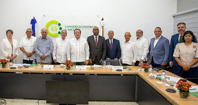 El Comité de Coordinación General del CES revisa el «Informe final del diálogo sobre la crisis haitiana y sus implicaciones para la República Dominicana»